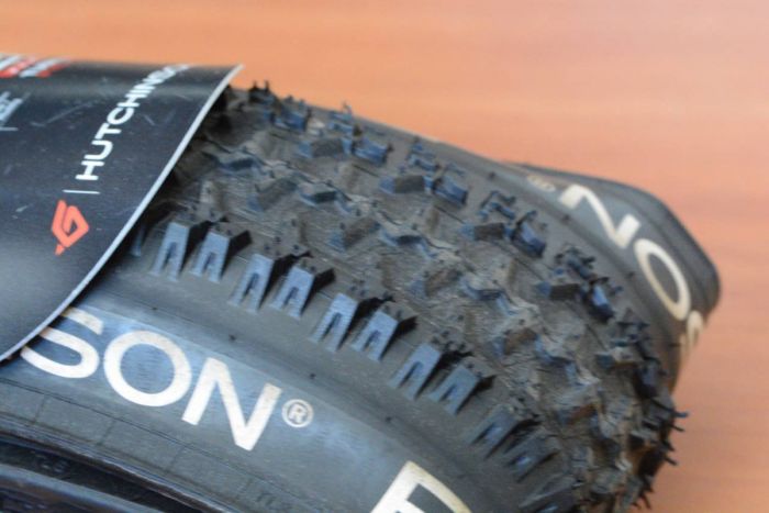 Tire Hutchinson Python 2 29x2.10 TLS Rlab