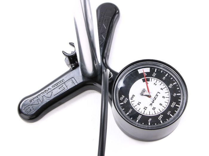 Outdoor high-pressure pump LEZYNE SHOP FLOOR DRIVE Silver