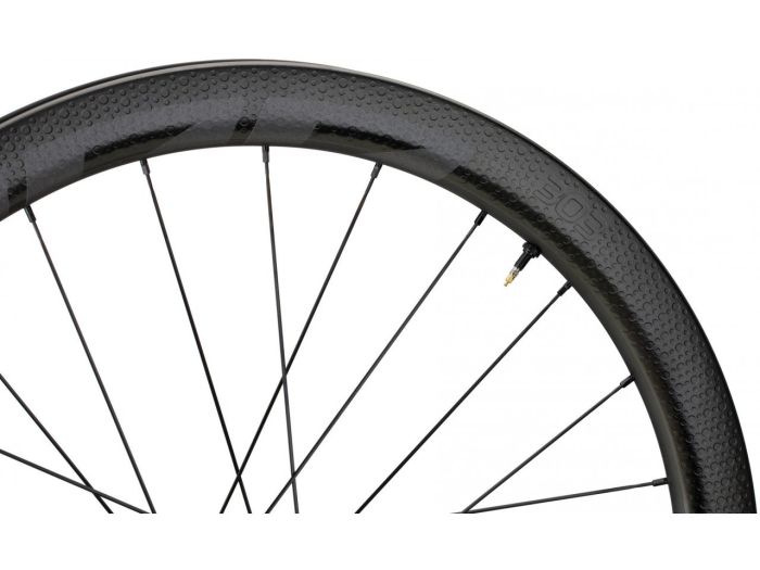 Koleso ZIPP 303 Firecrest Carbon Tubeless Disc Brake Center Locking 650b Front 24Spokes 12x100mm Standard Graphic A1